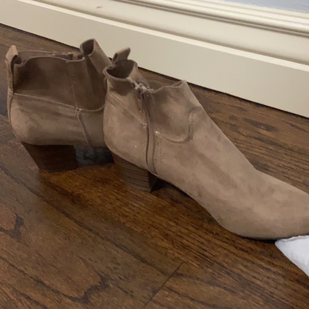 Tan booties - Picture 3 of 6